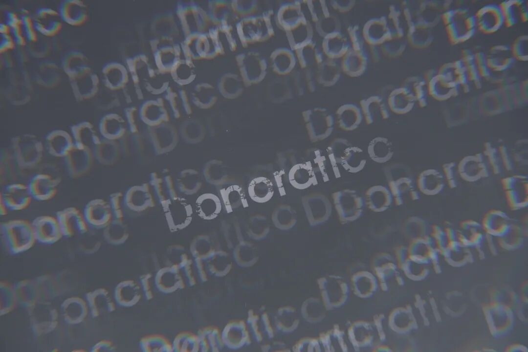 Donoratico 达衣岩 2024S/S|「雾里看花」,公司公众号项目影像